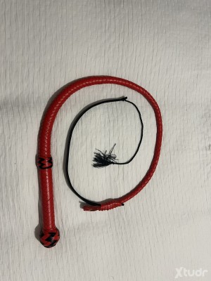 Xtudr - ManSadiC: Amo Sádico, muy básico, tu dolor y tu humillación es lo que busco, como conseguirlo es lo interesante de esto.