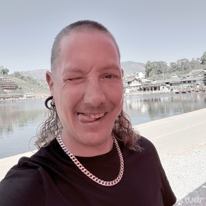 Xtudr - del-campo: Para tíos dominantes y sádicos
Someter
Azotes
Pezones (fuerte)
Cbt 
Esupar
Bondage
Meas
Palizas
Pinzas
Follar mi garganta...