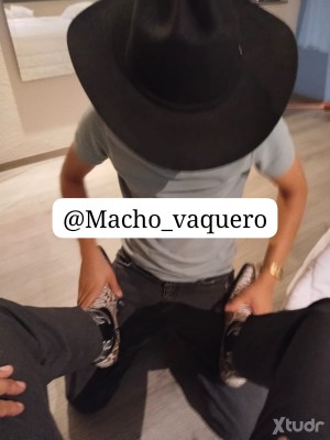 Xtudr - Vaquero_macho: Amo dominante buscando sumisos obedientes para sesionar presencial o en línea. Que esperas puto maricon para sometert...