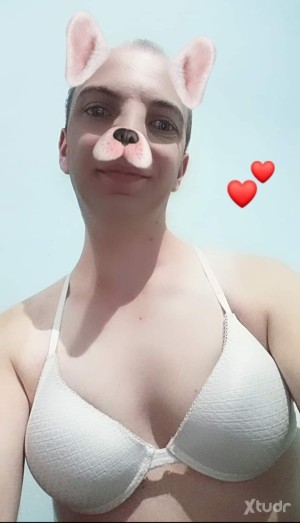 Xtudr - WuarrilloSandra69: I'm a little slut. I love to show off.
I would also love it if they make videos of me while they fuck me or while...