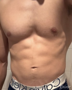 Xtudr - Tagg: Busco macho que me domine.
Alguien que me deje atado y amordazado, y me haga cumcontrol. Me flipa oler los boxers usados de un...