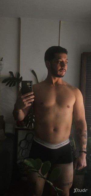 Xtudr - DomDios: Dom. Onda Dios Esclavo (salve/master)
TPE
24/7
Service submision
FinDom 
Domestic servitude
Objetificacion
Cuckold
Busco es...