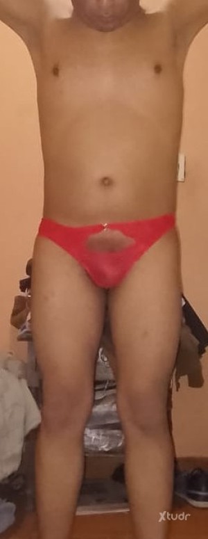 Xtudr - Perrosumiso0320: Submissive willing to serve Dominant man in Bogotá Colombia, to be disciplined and trained in all aspects.