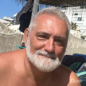 Xtudr - Osetesumiso: Grande. 183 90 kg
Sumiso con aguante
Buscando amo para 24/7