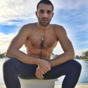 Xtudr - RubenDomXXL: I'm top and dominant in sex. From a bottom I expect above all obedience and submission, and a desire to please.
Nothing...