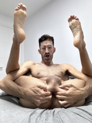 Xtudr - Zorronbcn: Twitter./ X.   :    Rubenred13
Me gusta exponerme desnudo y follado.   Ser muy puta muy sumiso.   Busco alguien que me de...