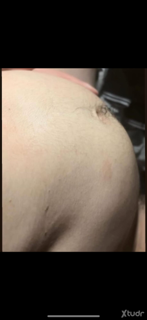 Xtudr - BarrigaRedonda: Chico guapo joven,vicioso y discreto.Me encanta el mundo Scat,Barrigas,en general me ponen los fetiches, estoy abier...