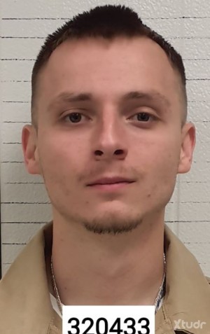 Xtudr - kylerdunn: Im a 23-year-old inmate at Green River Correctional, is seeking a meaningful connection with someone  he values honesty a...