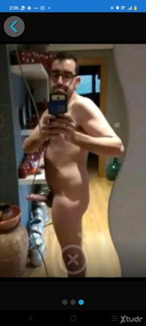 Xtudr - Yonatann: I'm a very submissive bottom pig