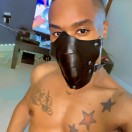 Xtudr - GlowBro: What are you looki...