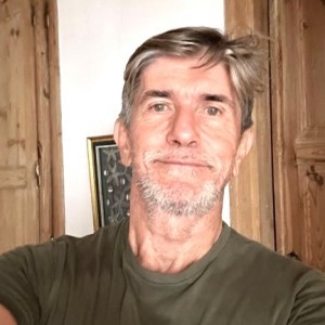 Xtudr - bimbo:  sumiso muy perrako y obediente con buen culo y boca  