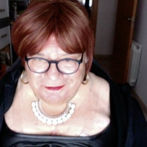 Xtudr - AmaJessicaTravesti: Hello, I'm AmaJessicaTravesti, a mature, severe, and strict CD. I love domination and have been practicing it fo...