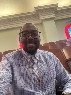 Xtudr - MrTParker387: My name is Travis, I love to cook, travel, eat out, cuddle, watch tv/movies, & I’m always open to trying something new...