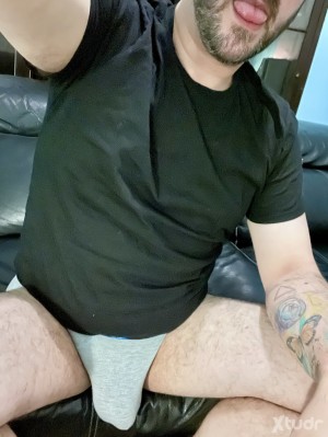 Xtudr - PariahBCN: WC
Osete mamon sumiso, muy abierto de mente.
Piss, cbt, bondage, osazos maduros 😍
Se directo, no me molesta! No busco par...