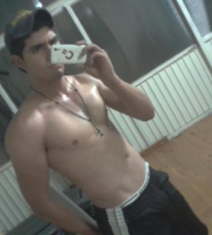 Xtudr - manuelslave: Soy un esclavo y perro fiel a su Amo.
