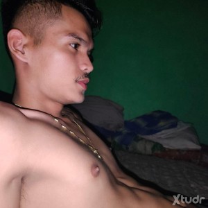 Xtudr - Joseme_26: What are you looking for?chat and relationship 