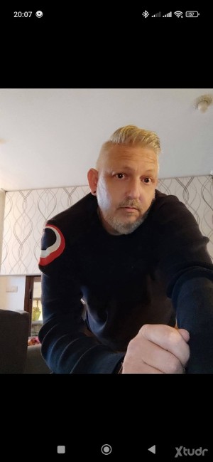 Xtudr - RubicoSumiso: Nuevo perfil.megusta ropa interior,deportiva y látex muy morbo también juguetes sexuales me gusta.busco tíos dominante...