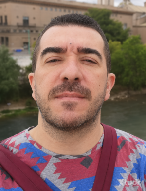 Xtudr - PequeCerdete: Pequeño cerdete. Busco activos que hagan tragar rabo hasta que pote.
Trago menos, saliva, leche.
Un vinito, unas cerve...