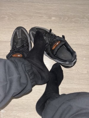 Xtudr - Feetmaster33: I'm looking for submissive financial slaves who are faithful to their dominant man 📥💸😈
Twitter — https://x.com/espboyy...