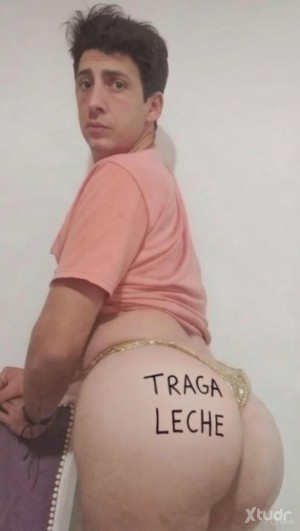 Xtudr - Rodriputito: I'm a submissive little slut, I like to wear thongs and be humiliated.