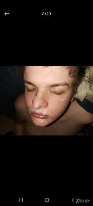 Xtudr - KinkyPig25: I love men who have a musky unwashed sweaty smelly ripe penis and if he is uncircumcised then he'll have a foreskin with...