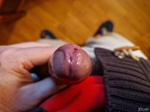 Xtudr - AMOBEAR90: Un puto amo en busca de un sumiso cyber al cual anular su asquerosa y repugnante mente que sea un puto pagafantas y hacer...