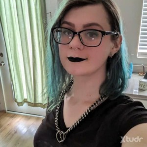 Xtudr - Mistressbio1st: Mistress look for good little sub bitch slave to that ready to serve and be humiliated dress👗for you cage get you fu...