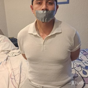 Xtudr - sumisochupavergas: Soy switch me gustan ambos soy fetichista y adorador de pies masculinos  me gusta atar como me gustar estar atado...