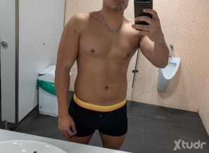 Xtudr - Pas-Mamoncete: Muy interesado en conocer Hombres, activos, legales y simpáticos para encuentros placenteros y si me puede sumergír ...