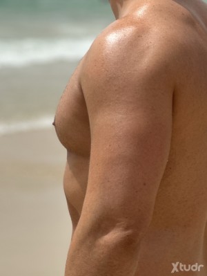 Xtudr - Sean: Masculino y buen cuerpo buscando similares.
Tíos con dos dedos de frente y aseados por favor