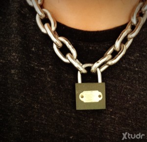 Xtudr - Marcoroca: Normal.
Bisexual 
Un poco cerdo y vicioso.
    