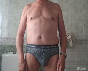 Xtudr - madurodiscreto70: Soy hombre maduro, morboso y discreto. Busco activo con quien disfrutar al máximo, siempre de buen rollo y discrec...