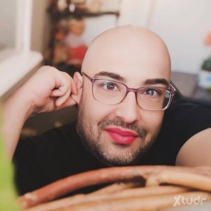 Xtudr - mari40: Femenina y gordita, para servirte.