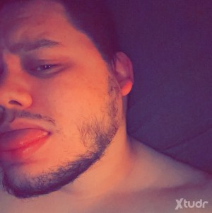 Xtudr - ladgab: Beefy French Canadian, language nerd, I love cooking, gaming, going out in nature, pretty chill guy.