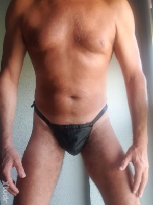 Xtudr - pasivoysumisomadrid: Soy pasivo sumiso masculino en la calle pero zorrita en la intimidad con el Macho.