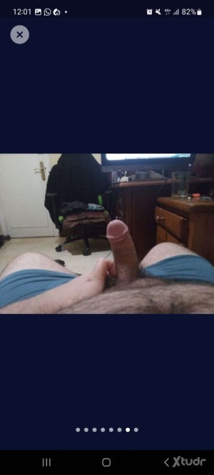 Xtudr - OsitoDominante: Amo dominante, machista y celoso.
Me gustan las largas sesiones de mamadas, escupitajos y buenas ostias. Es lo básic...
