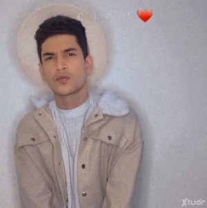 Xtudr - kevin111: Is there no one in this world who truly loves?
I'm still waiting for that person to come.
You may actually find the person...