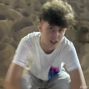 Xtudr - Joven16: I'm looking for a dominant man who wants to have sex with me, I'm a very handsome young guy, and please have poppers so it ...