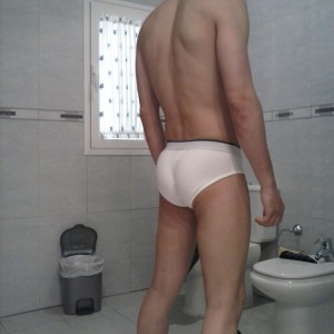 Xtudr - elfomate: Look at the pictures. Beginner as a dominant man: humiliation, BDSM, Spanking, Trampling, Fisting, Face-Sitting, etc.. wit...