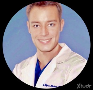 Xtudr - FFBBKR: I'm especially sexual and pig. I'm an active fister.