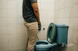 Xtudr - SuckerUrinal: Submissive, I'm going to suck, lick asses, swallow cum and piss. Spit, slaps, feet.
✅Str8/Bi
✅Top
✅Dom