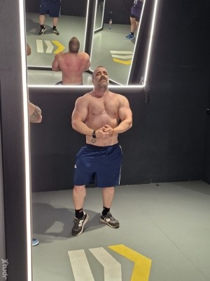 Xtudr - Musclepup: Very masculine submissive dude with muscles looking for 2 types of men...either a bodybuilder or a muscular dominant...or...