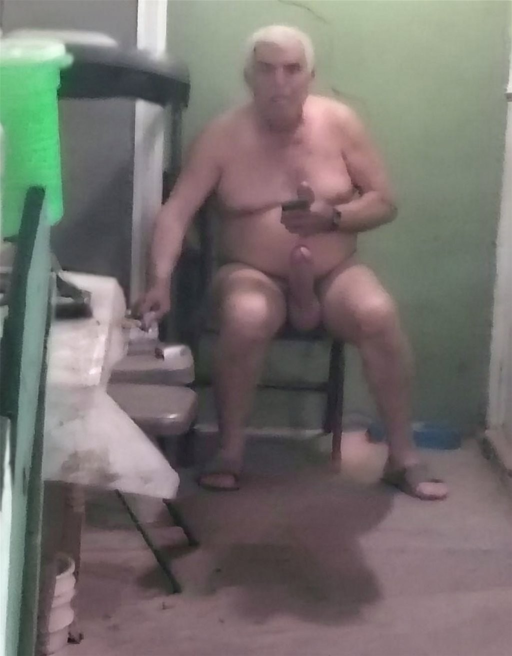 679810844c98e7ff7c072e6db5a53517