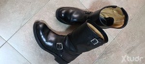 Xtudr - sumisowaders: Pasivo , sumiso,  al que le gustan todo tipo de botas, waders, militares, etc, el rubber, el cuero y el bondage, si es...