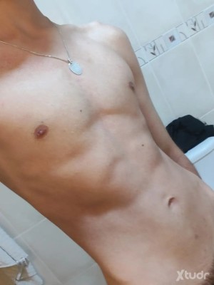 Xtudr - Perrofiel: Hetero con novia deseando ser usado por un hombre de verdad.