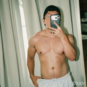 Xtudr - morro_dom21: dominante de madres
me mamá que estén bien pendejas y sean serviciales, lavas mi ropa mientras te azoto, me lames las p...