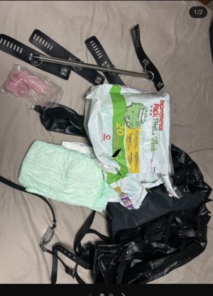 Xtudr - ado1: I'm looking for a daddy to punish me and put diapers on me, bottom.