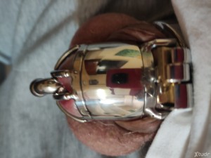 Xtudr - Ramos57: Sumiso para que le practiquen FIST
y servicio a un Amo