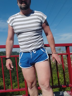 Xtudr - megustaqmefollen: I'm from Bilbao, I'm a bottom. I have clear ideas, I don't look for people over 55, I look for a guy with a GOOD C...