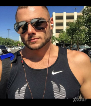 Xtudr - Robpip: Love lot of outdoors activities I do Gym alot 